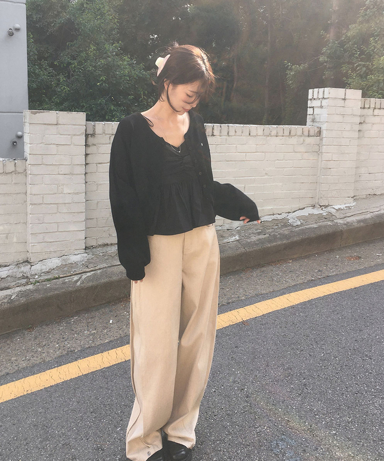 スリットボタンポケットワイドコットンパンツ BEIGE