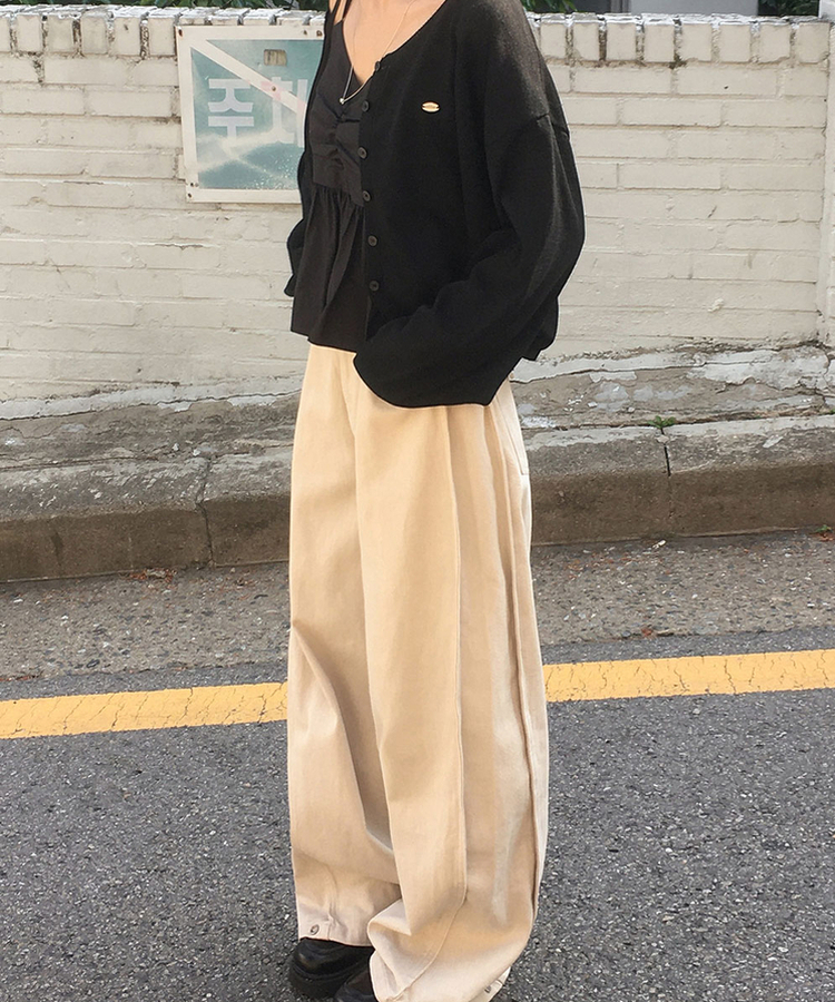 スリットボタンポケットワイドコットンパンツ BEIGE