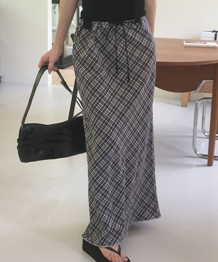 ローライズチェックロングスカート BLACK