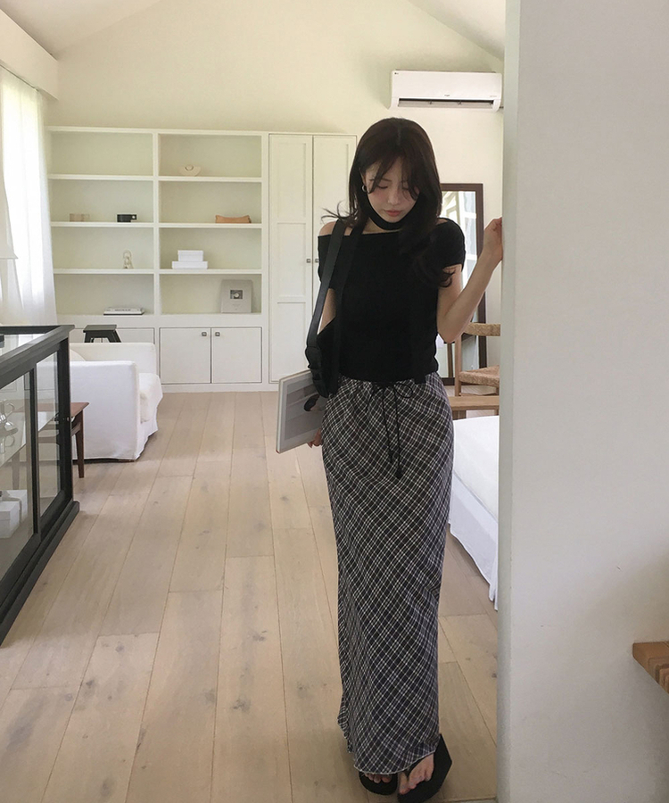 ローライズチェックロングスカート BLACK