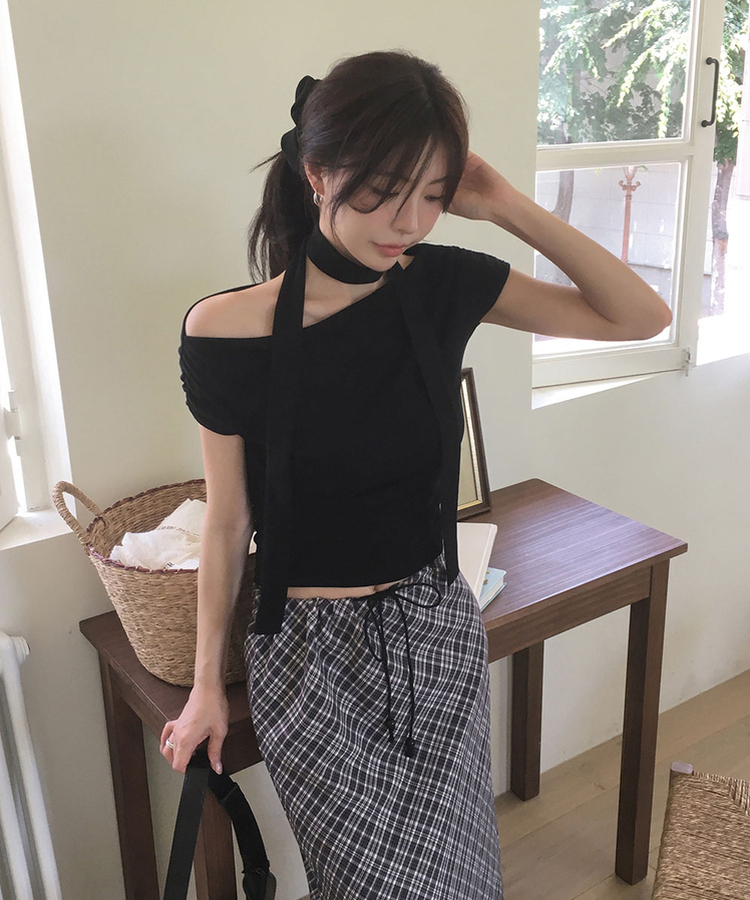 【タイ付き】ドレープ半袖Tシャツ BLACK