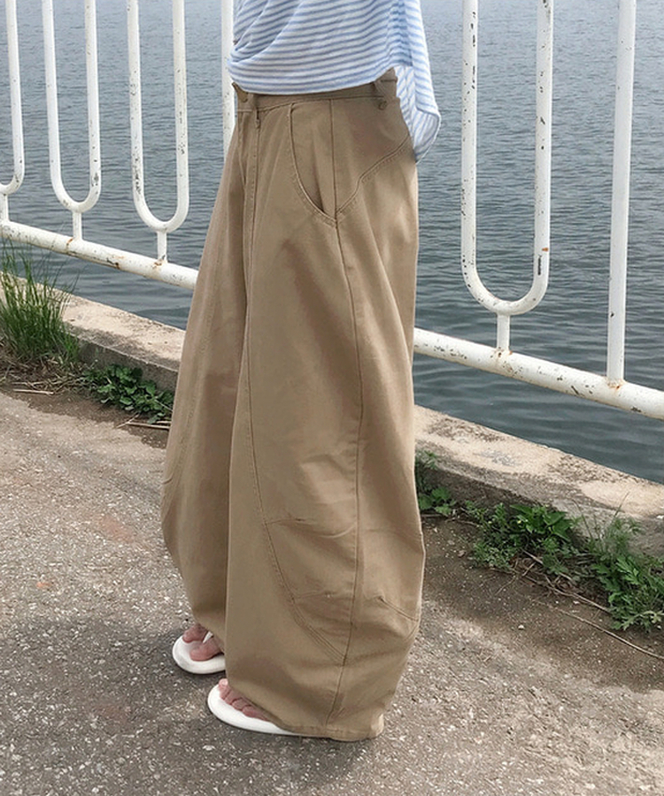 コットンパンツ スリットコットンバルーンワイドパンツ BEIGE