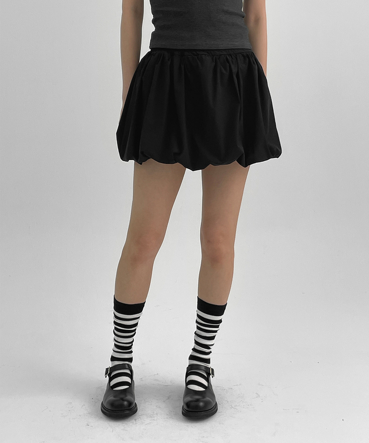 ナイロンバルーンミニスカートパンツ BLACK