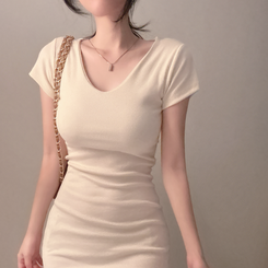 Vネックスリムミニワンピース BEIGE