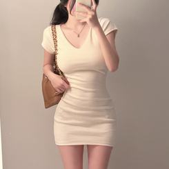 Vネックスリムミニワンピース BEIGE