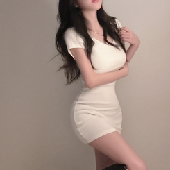 Vネックスリムミニワンピース WHITE