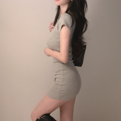 Vネックスリムミニワンピース GREY