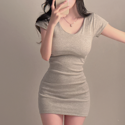 Vネックスリムミニワンピース GREY