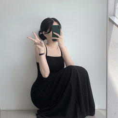 ロングワンピース フロースリーブレスワンピース BLACK