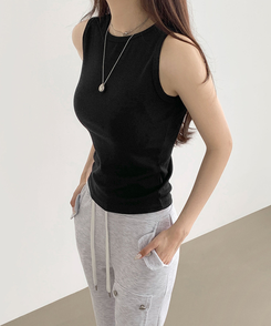 ノースリーブ インナーラウンドスリムキャミソール(8color) BLACK