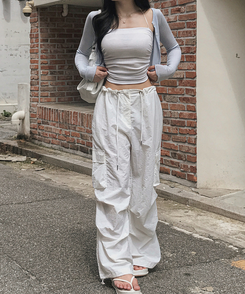 ジョガーパンツ 2WAYローハイウエストカーゴナイロンパンツ WHITE