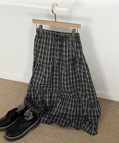バンディングティアードチェックロングスカート