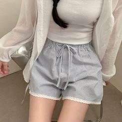 kossy　LYFT サイドストライプ ショートパンツ M kossy様専用 LYFT サイドストライプ ショートパンツ M - メルカリ