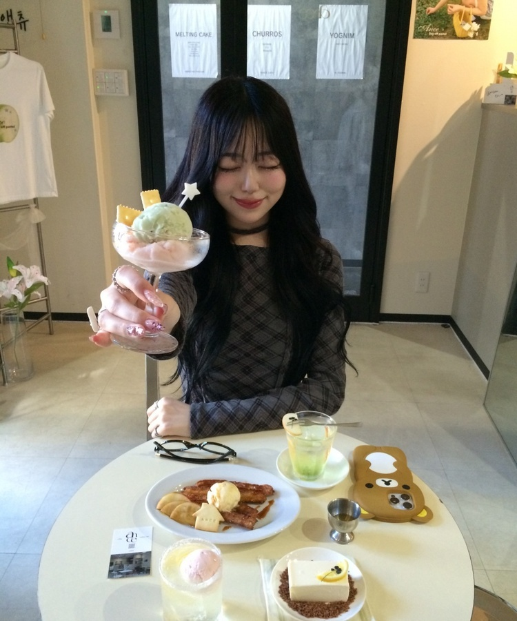 【タイ】シャーリングチェック長袖Tシャツ CHARCOAL