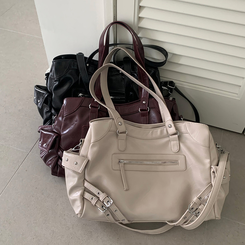 マルチポケットクロスショルダーバッグ