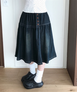 ウッドボタンフレアミディデニムスカート VINTAGE BLUE