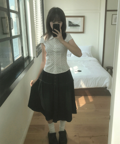 ウッドボタンフレアミディデニムスカート VINTAGE BLUE