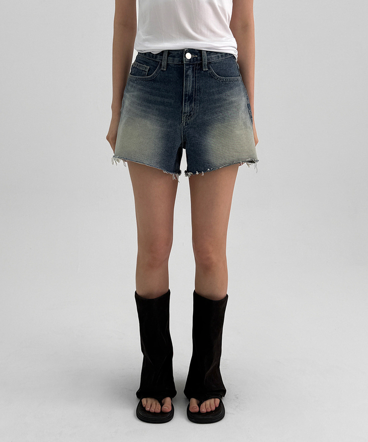 【新品未使用】ローヘン lohen ビッグパッチショートパンツ 美品 ローヘン lohen ビッグパッチショートパンツ ブラック 黒