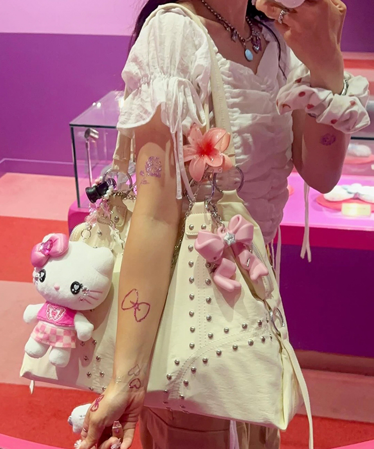 보스턴 스터드 백 아이보리