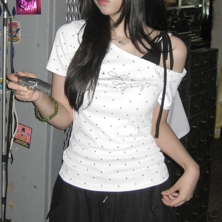 엔젤리본 핫픽스 비즈 도트 오프숄더 반팔 티셔츠 화이트