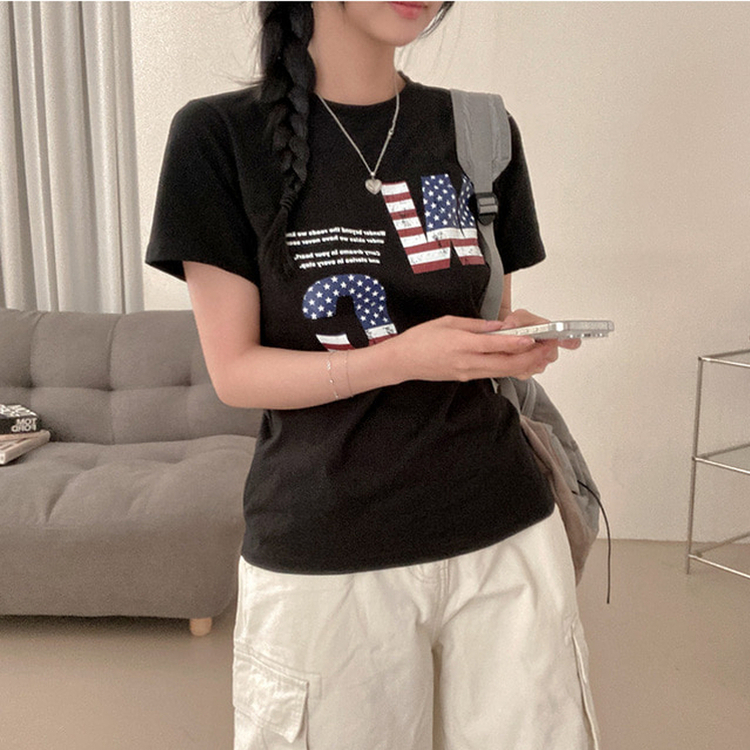 윈아메리카 세미 크롭 반팔 티셔츠 블랙