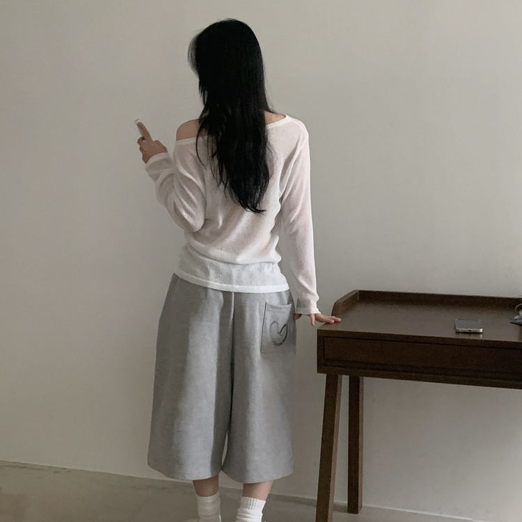 루밍 린넨 오프넥 루즈핏 긴팔니트 아이보리