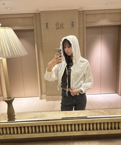 フリルクロップフード IVORY