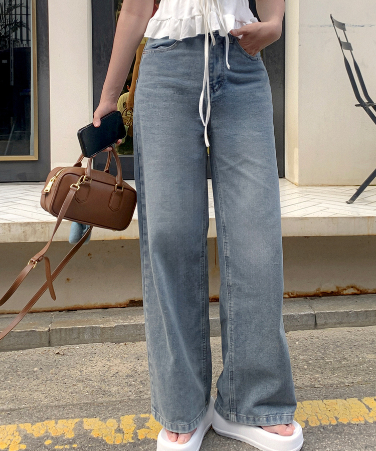 ハイウエストストレートデニムパンツ LIGHT BLUE