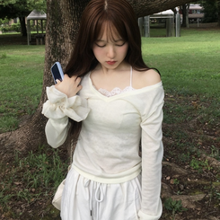 シンプルブイネックニット IVORY