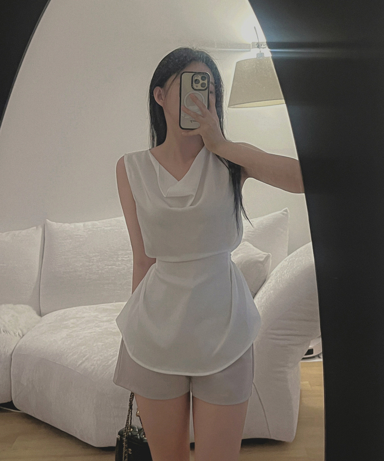 フェミニンシャーリングノースリーブブラウス IVORY