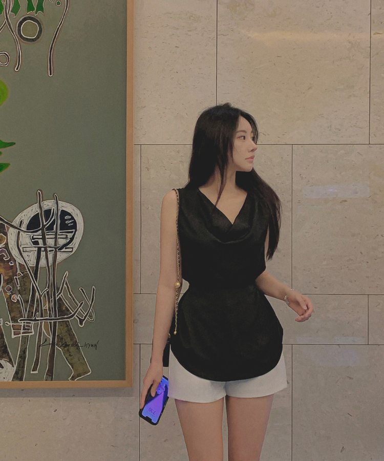 フェミニンシャーリングノースリーブブラウス BLACK