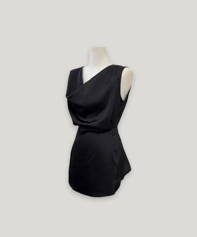 フェミニンシャーリングノースリーブブラウス