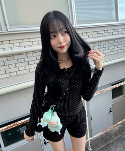 큐티 도트 레이스 티셔츠 블랙