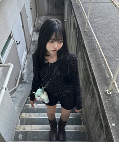 큐티 도트 레이스 티셔츠 블랙