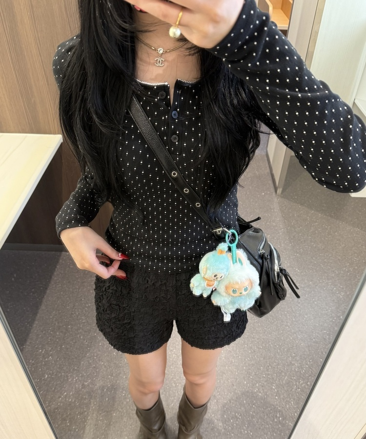 큐티 도트 레이스 티셔츠 블랙