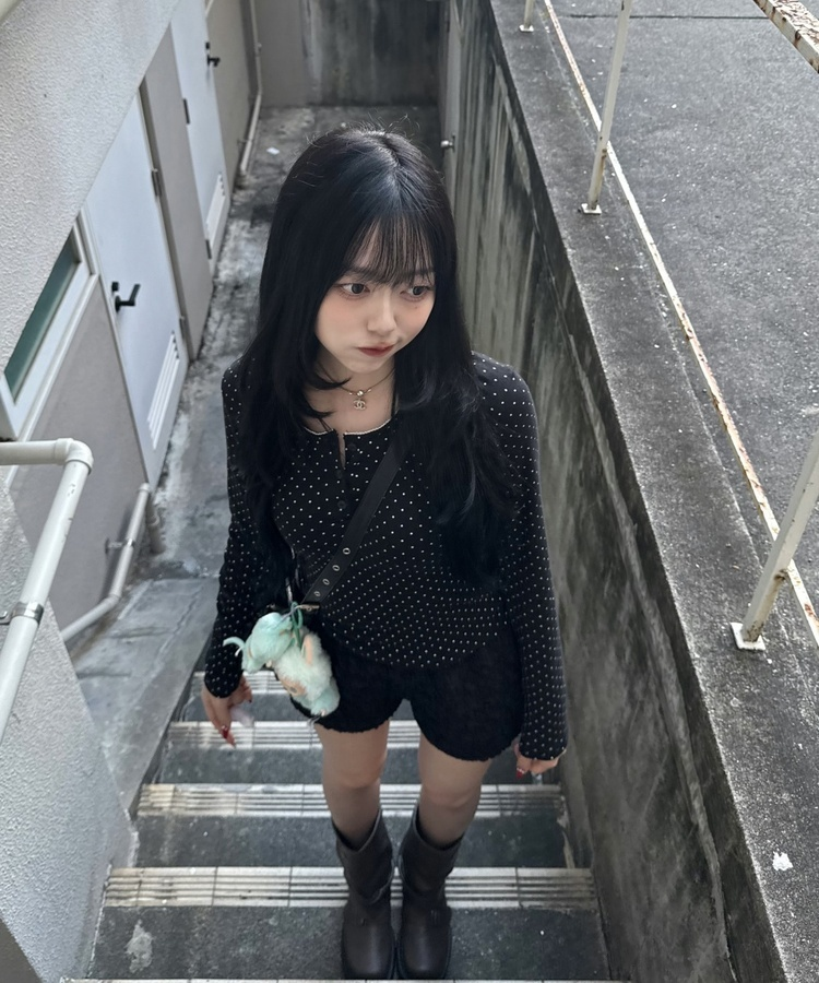 큐티 도트 레이스 티셔츠 블랙