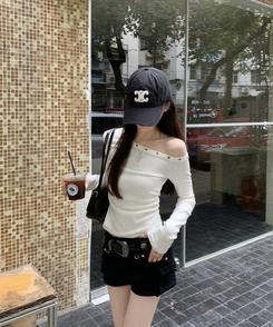 ボタンオフショルダー長袖Ｔシャツ WHITE