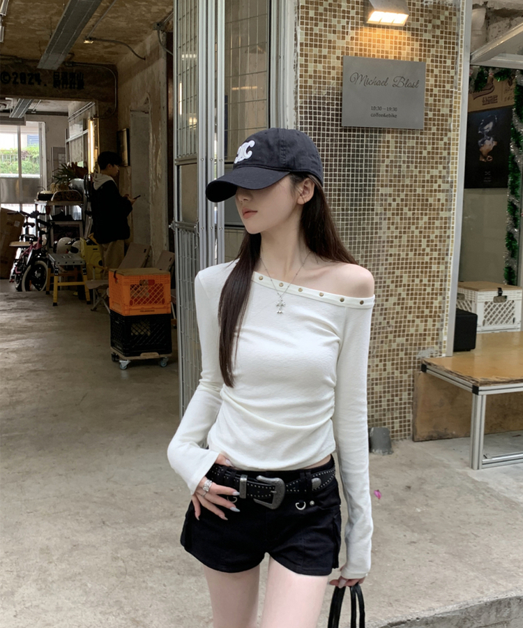 ボタンオフショルダー長袖Ｔシャツ WHITE