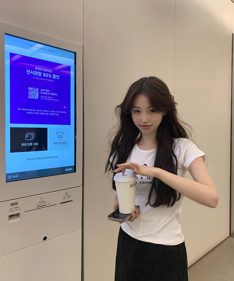 レタリング半袖Tシャツ IVORY