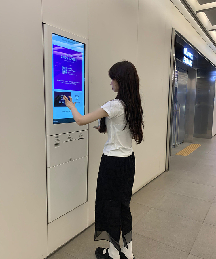 レタリング半袖Tシャツ IVORY