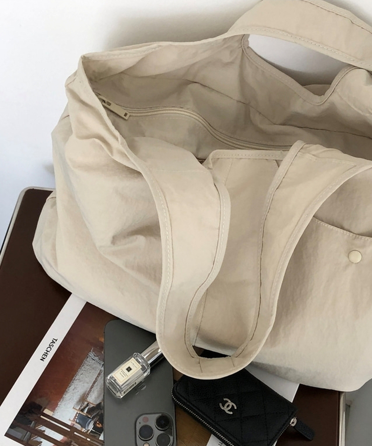 ナイロンショルダーバッグ(5color) IVORY