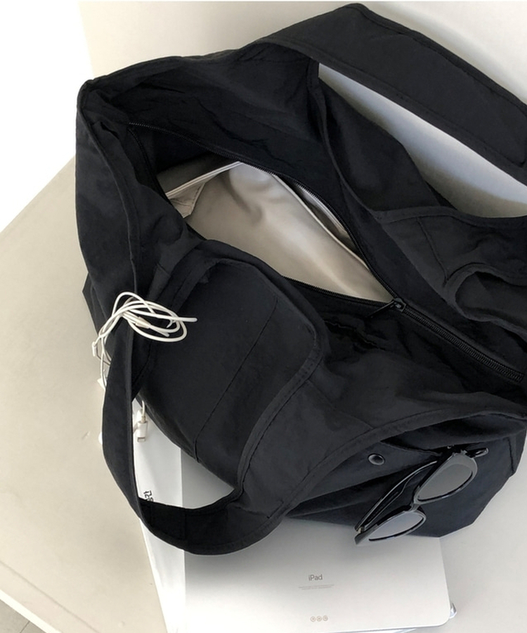 ナイロンショルダーバッグ(5color) BLACK