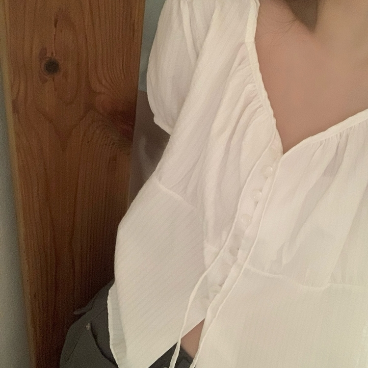 ボタンストリングブラウス WHITE