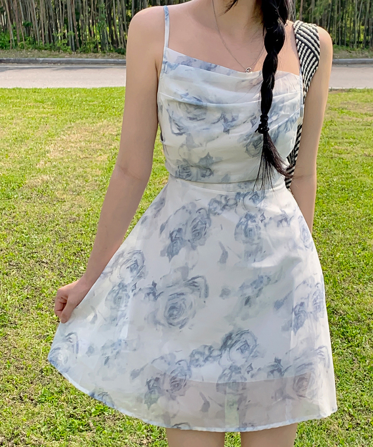 [バカンスルック/実物大] アクア シャーリング ドレープ キャミソール スリーブレス ノースリーブ 水彩画 パステル ソラ スカイブルー フレア ミニ ワンピース カーディガン セット ONE SIZE