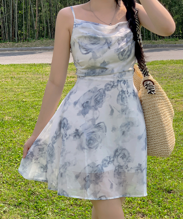 [バカンスルック/実物大] アクア シャーリング ドレープ キャミソール スリーブレス ノースリーブ 水彩画 パステル ソラ スカイブルー フレア ミニ ワンピース カーディガン セット ONE SIZE