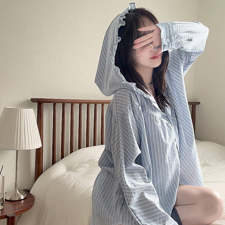 ロージーモンスターストライプ柄フリル付き長袖Tシャツ サイズF ロージーモンスターストライプ柄フリル付き長袖Tシャツ サイズF 美品