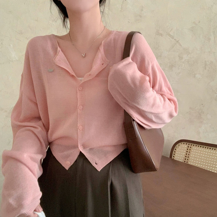 일주일 내내 입어질 교복템팬던트 라운드 아방핏 크롭 가디건 핑크