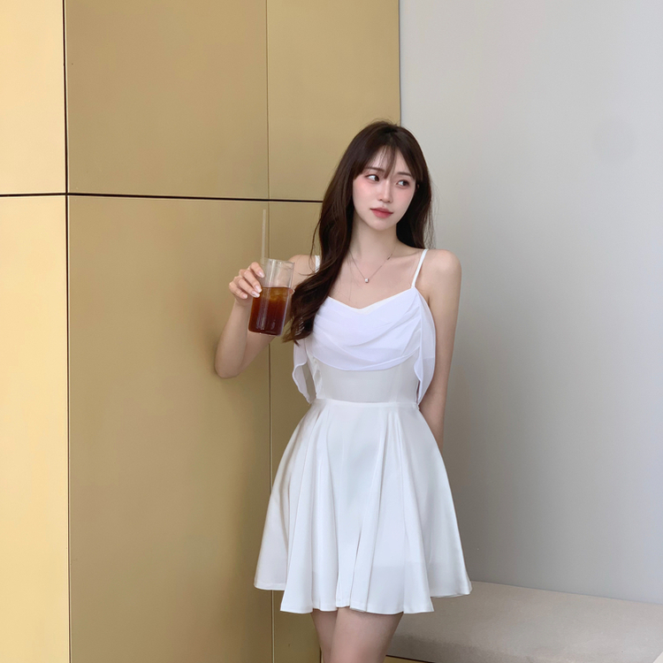 オフショルダーフリルミニワンピースデート｜ミニワンピース｜韓国