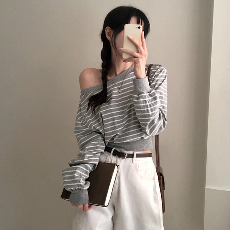 젤린 단가라 스트라이프 언발 입술넥 오프숄더 크롭 맨투맨 그레이