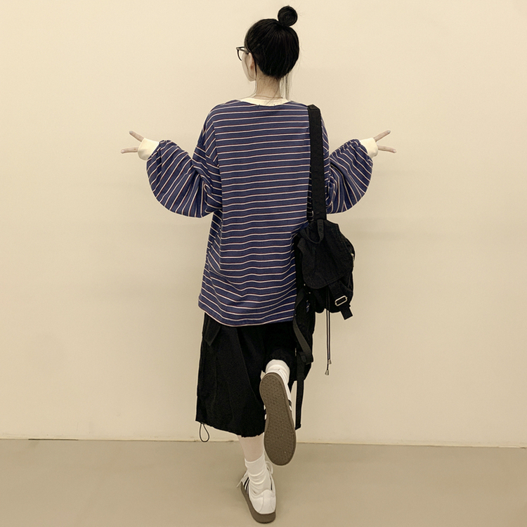 배색 단가라 스트라이프 왕박시 간절기 벌룬맨투맨 긴팔티셔츠 블루